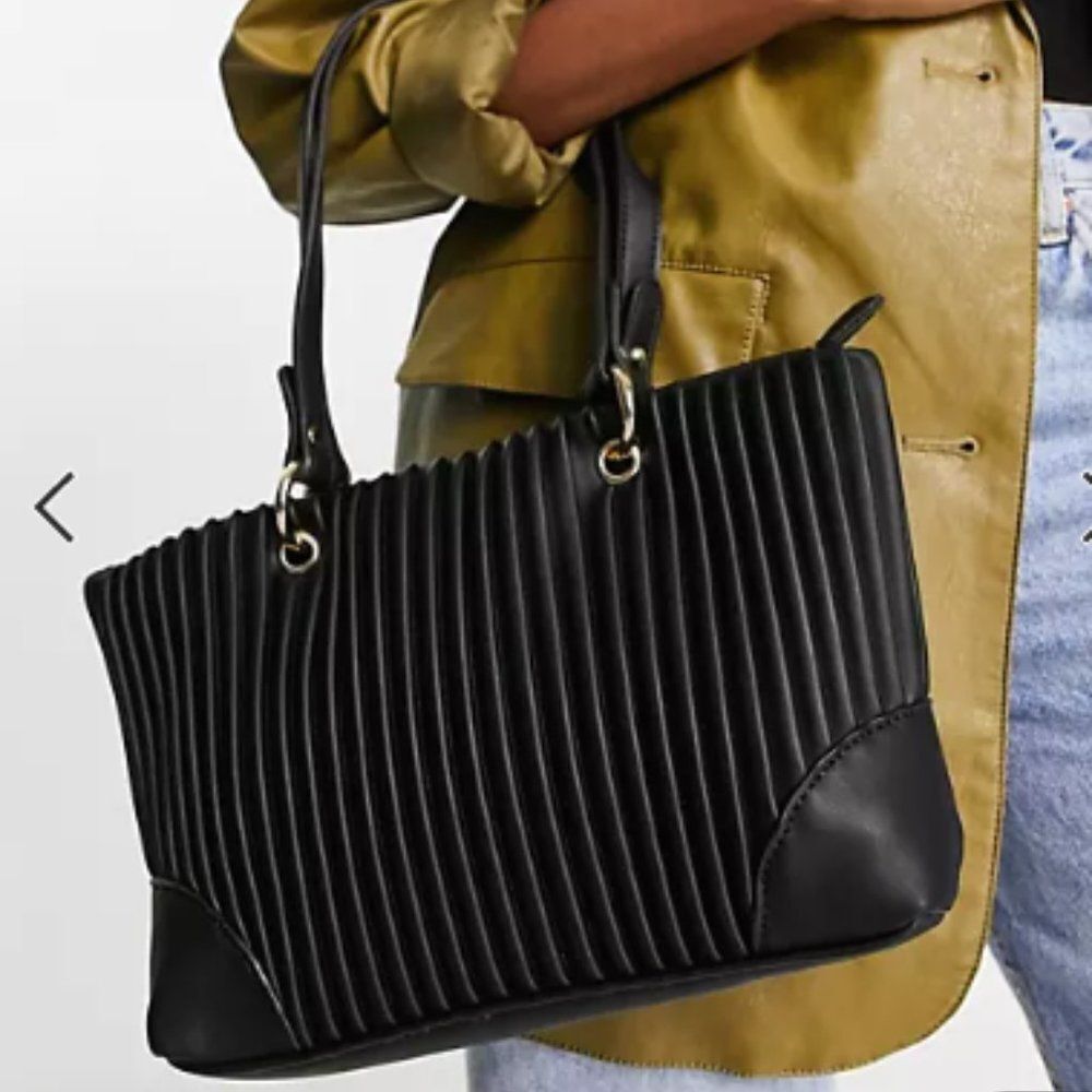 NWT, Truffle Collection • Black Ribbed Tote Bag